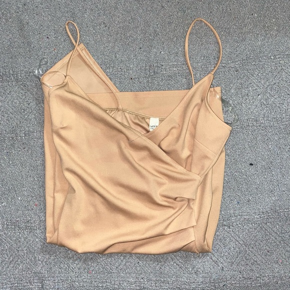 NEW🔸 Tan Mini Dress - Picture 4 of 4